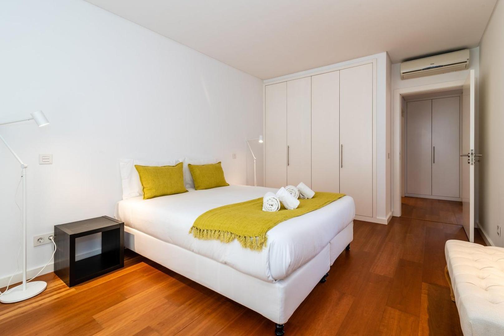 Guestready - Alges Apt With Stunning Rooftop Pool Apartman Kültér fotó