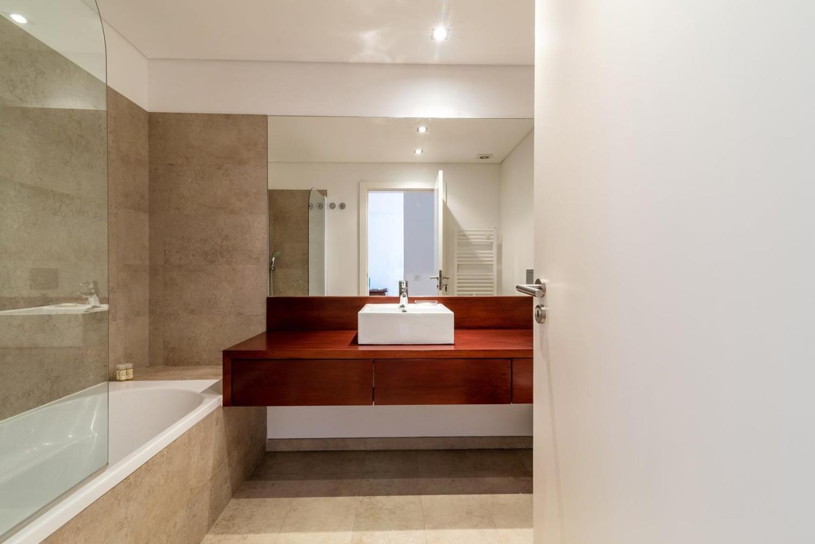 Guestready - Alges Apt With Stunning Rooftop Pool Apartman Kültér fotó